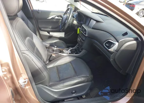 2017 Infiniti Qx30 Premium z USA, uszkodzony, nr VIN SJKCH5CRXHA021230